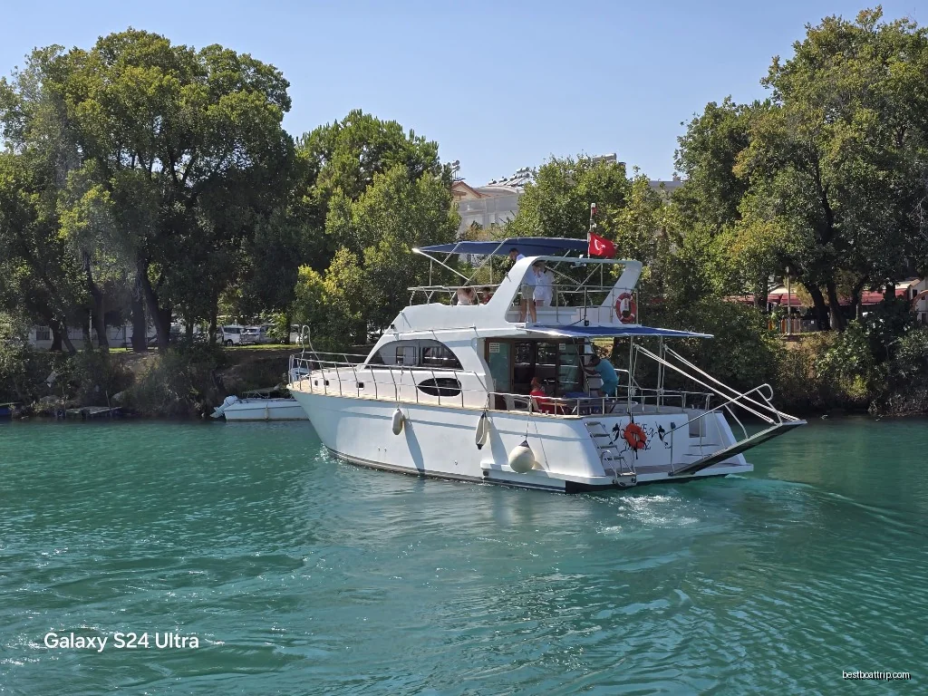 Private Yacht Tour